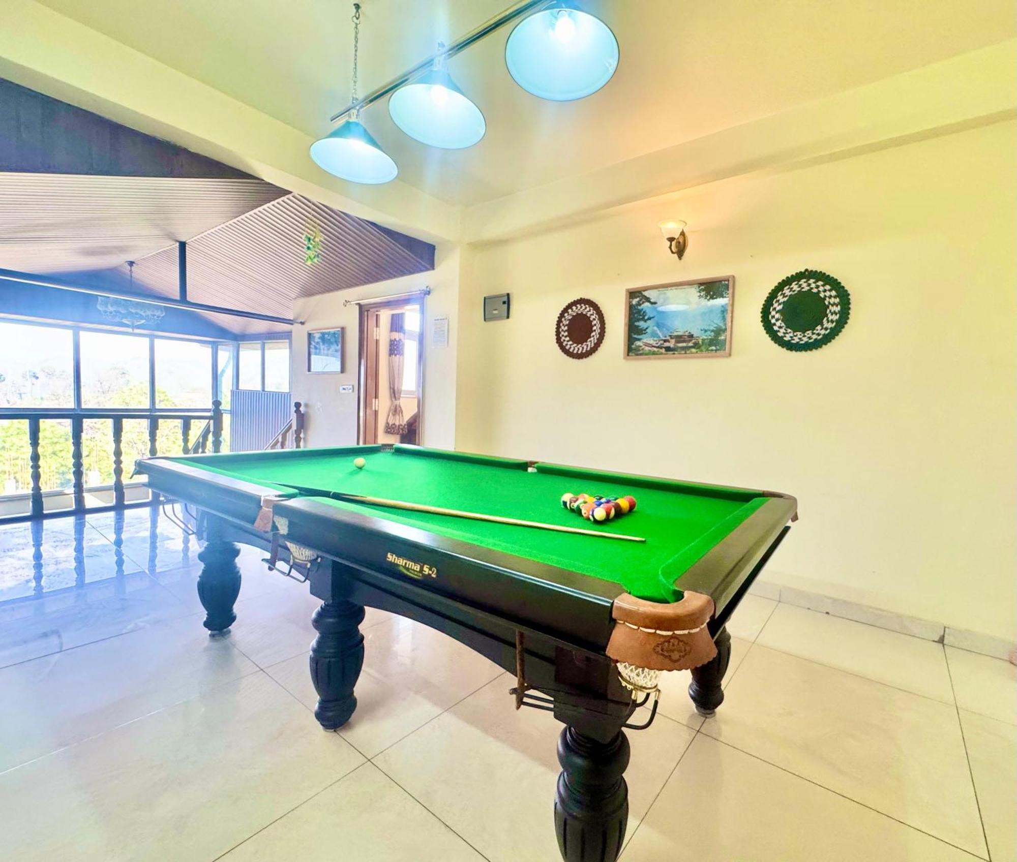 The Auriga 3Bhk Fully Entair Villa With Bonfire In Kasauli I Pvt Stay I Open Air Terrace I Kitchen Livingroom I Lawn Bonfire I Gaming Zone Bagian luar foto
